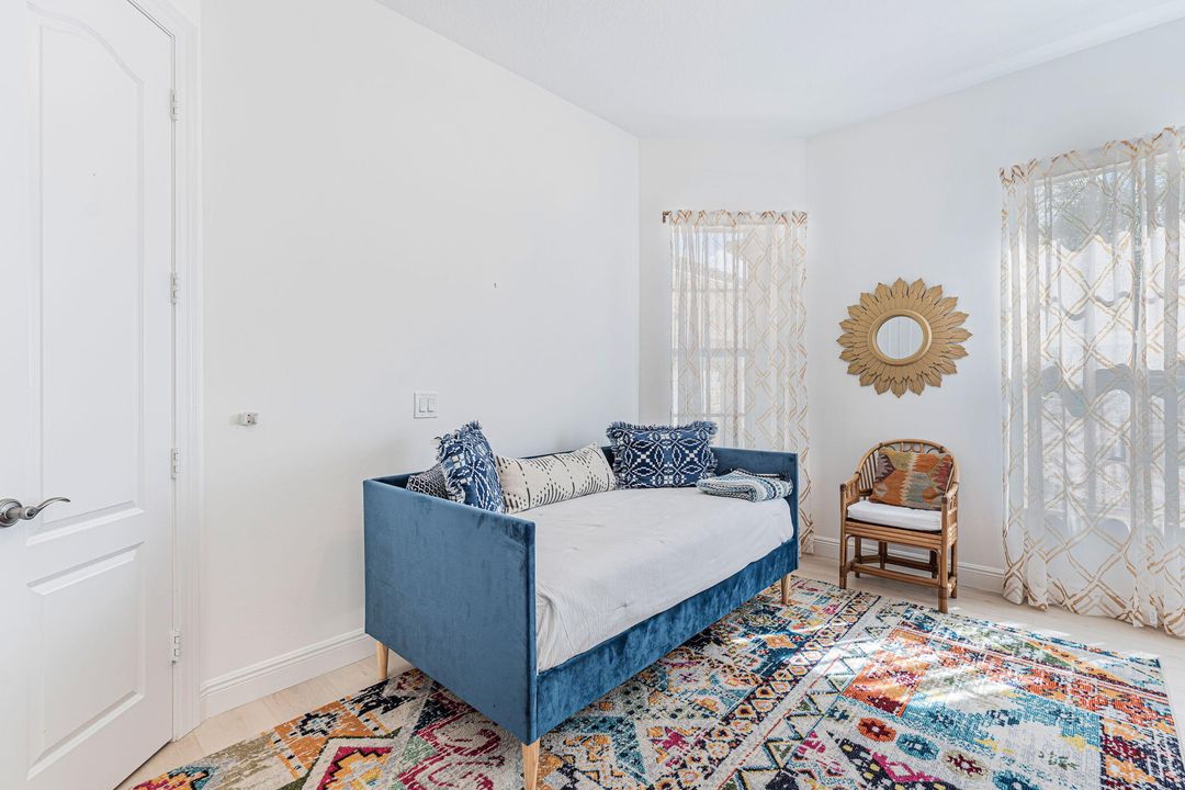 For Rent: $14,500 (3 beds, 3 baths, 2494 Square Feet)