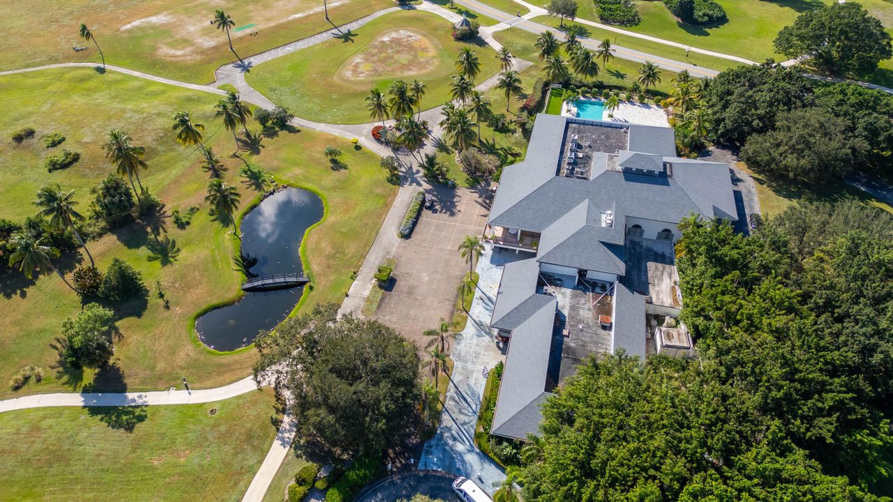 出租: $11,800 (3 贝兹, 3 浴室, 1760 平方英尺)