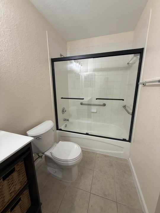 For Rent: $2,000 (2 beds, 2 baths, 1100 Square Feet)