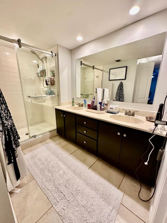 For Sale: $325,000 (3 beds, 2 baths, 1488 Square Feet)