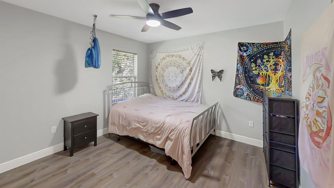 For Sale: $449,000 (4 beds, 2 baths, 2052 Square Feet)