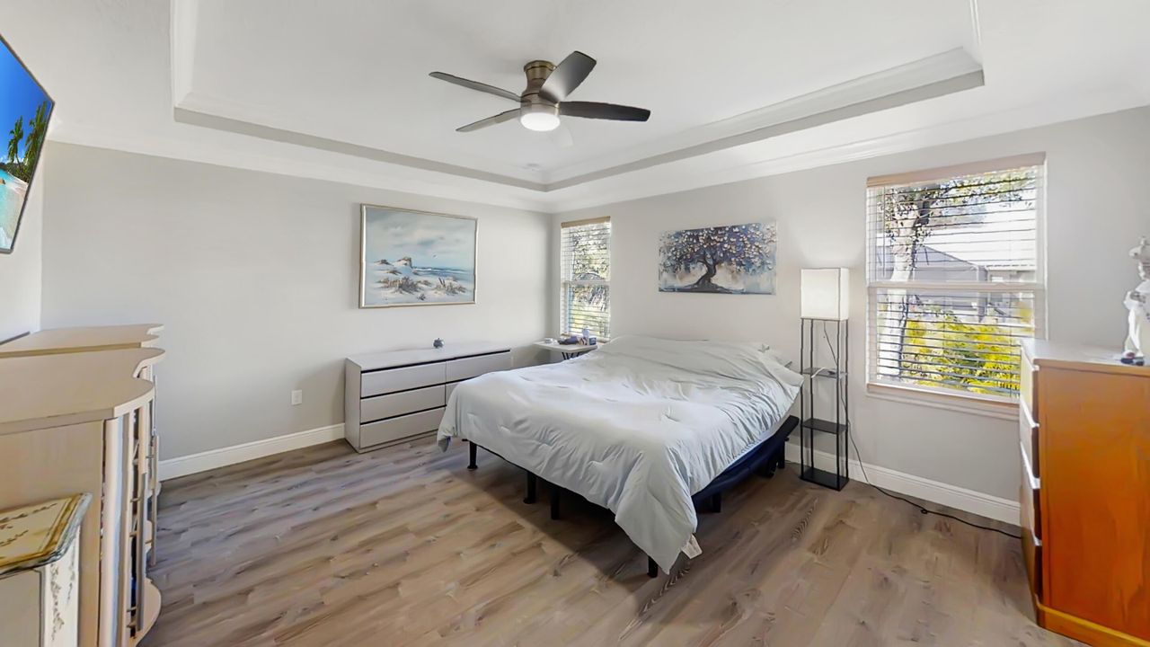 For Sale: $449,000 (4 beds, 2 baths, 2052 Square Feet)