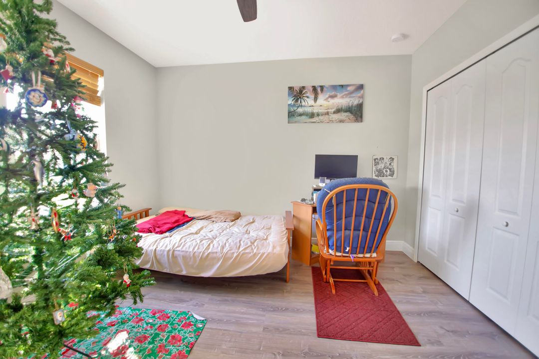 For Sale: $449,000 (4 beds, 2 baths, 2052 Square Feet)