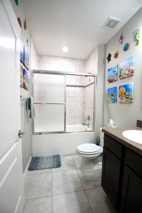 For Sale: $449,000 (4 beds, 2 baths, 2052 Square Feet)