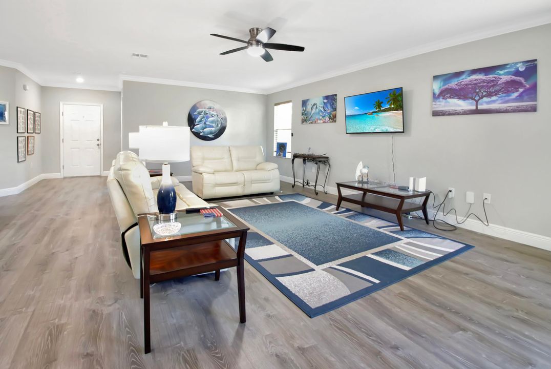 For Sale: $449,000 (4 beds, 2 baths, 2052 Square Feet)