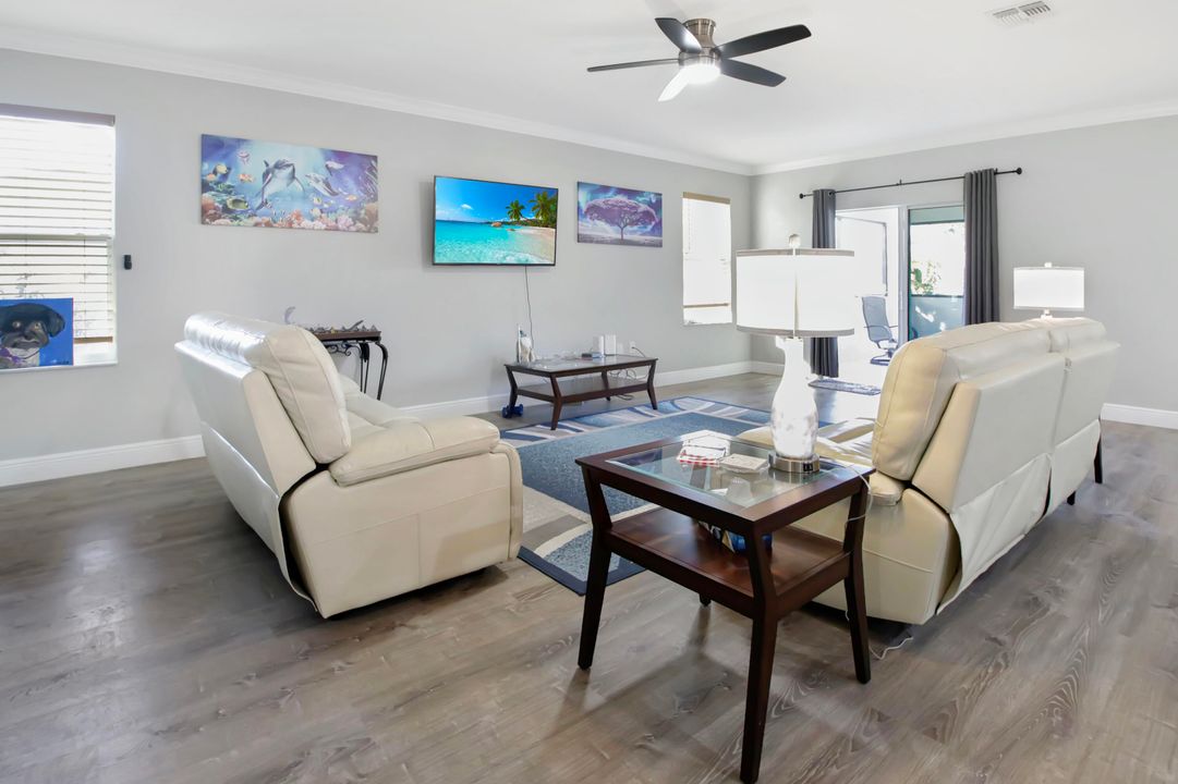 For Sale: $449,000 (4 beds, 2 baths, 2052 Square Feet)