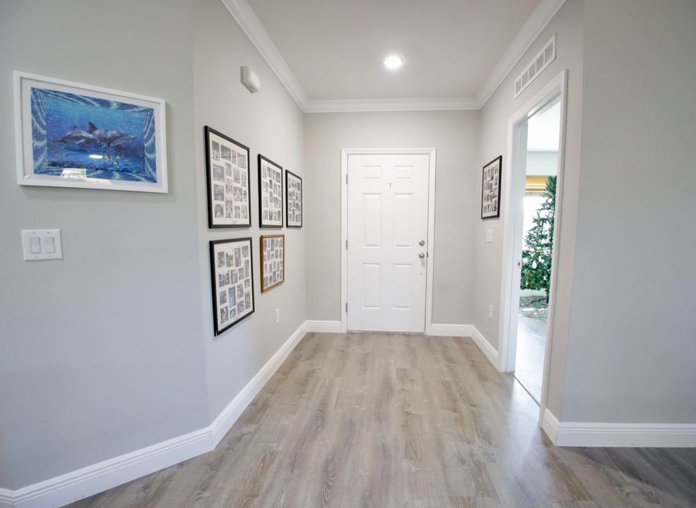 For Sale: $449,000 (4 beds, 2 baths, 2052 Square Feet)