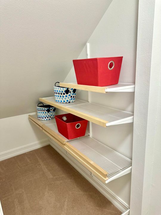 For Sale: $994,000 (4 beds, 3 baths, 2478 Square Feet)