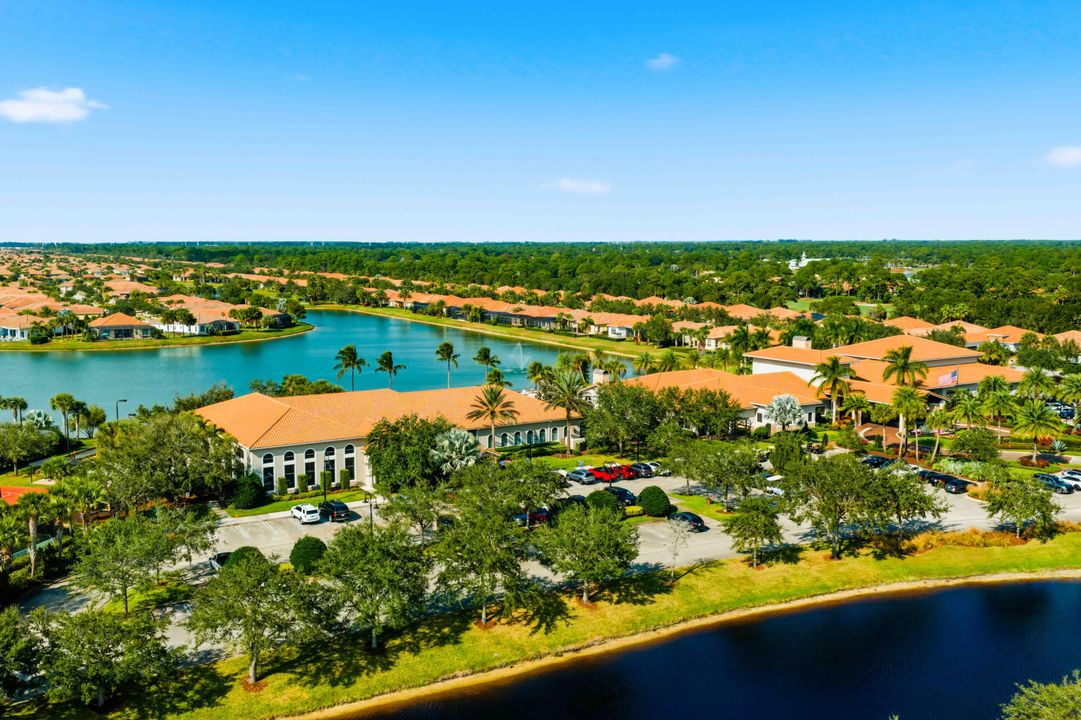 На продажу: $364,999 (2 спален, 2 ванн, 1515 Квадратных фут)