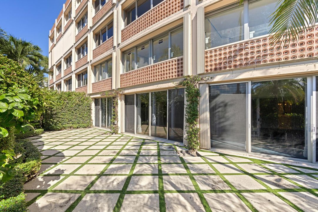 En Venta: $3,950,000 (2 camas, 2 baños, 2077 Pies cuadrados)