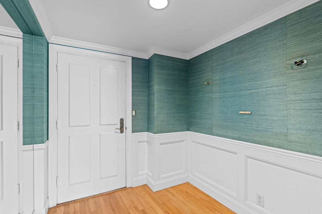 En Venta: $3,950,000 (2 camas, 2 baños, 2077 Pies cuadrados)