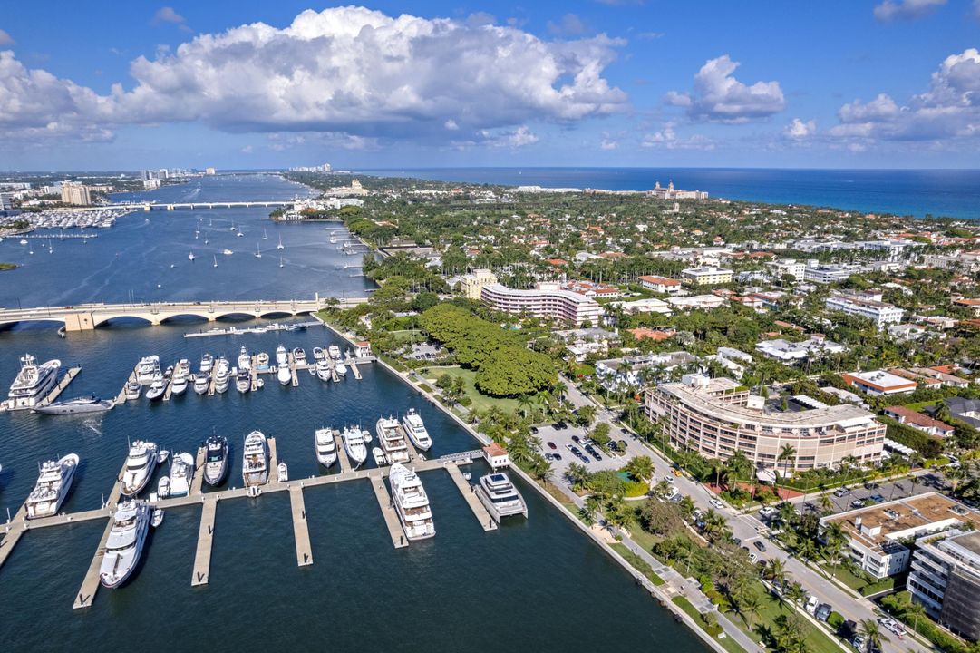 En Venta: $3,950,000 (2 camas, 2 baños, 2077 Pies cuadrados)