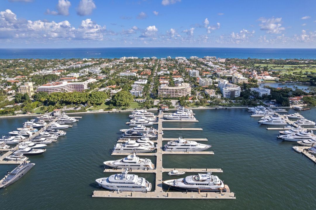 En Venta: $3,950,000 (2 camas, 2 baños, 2077 Pies cuadrados)