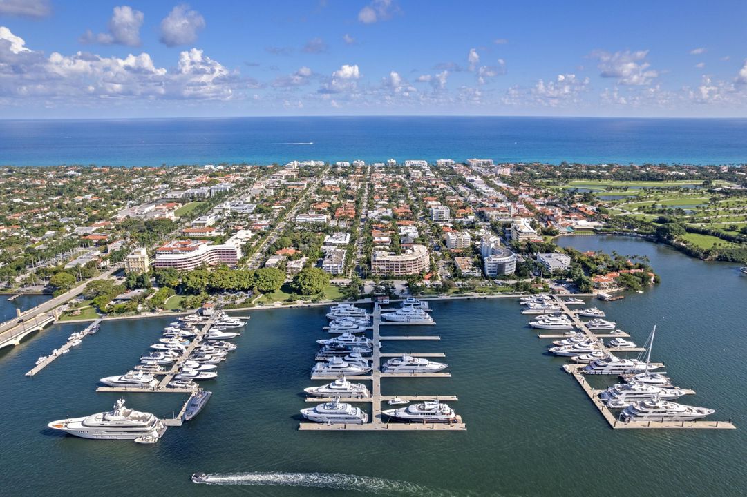 En Venta: $3,950,000 (2 camas, 2 baños, 2077 Pies cuadrados)