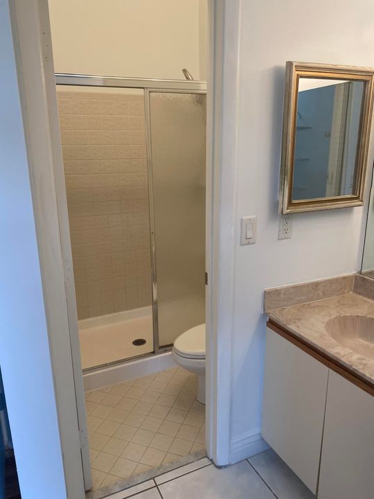 На продажу: $337,000 (2 спален, 2 ванн, 1208 Квадратных фут)