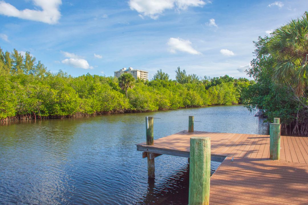 В аренду: $4,000 (2 спален, 2 ванн, 2399 Квадратных фут)