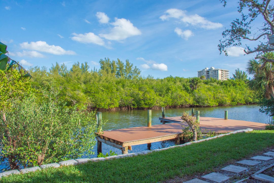 В аренду: $4,000 (2 спален, 2 ванн, 2399 Квадратных фут)