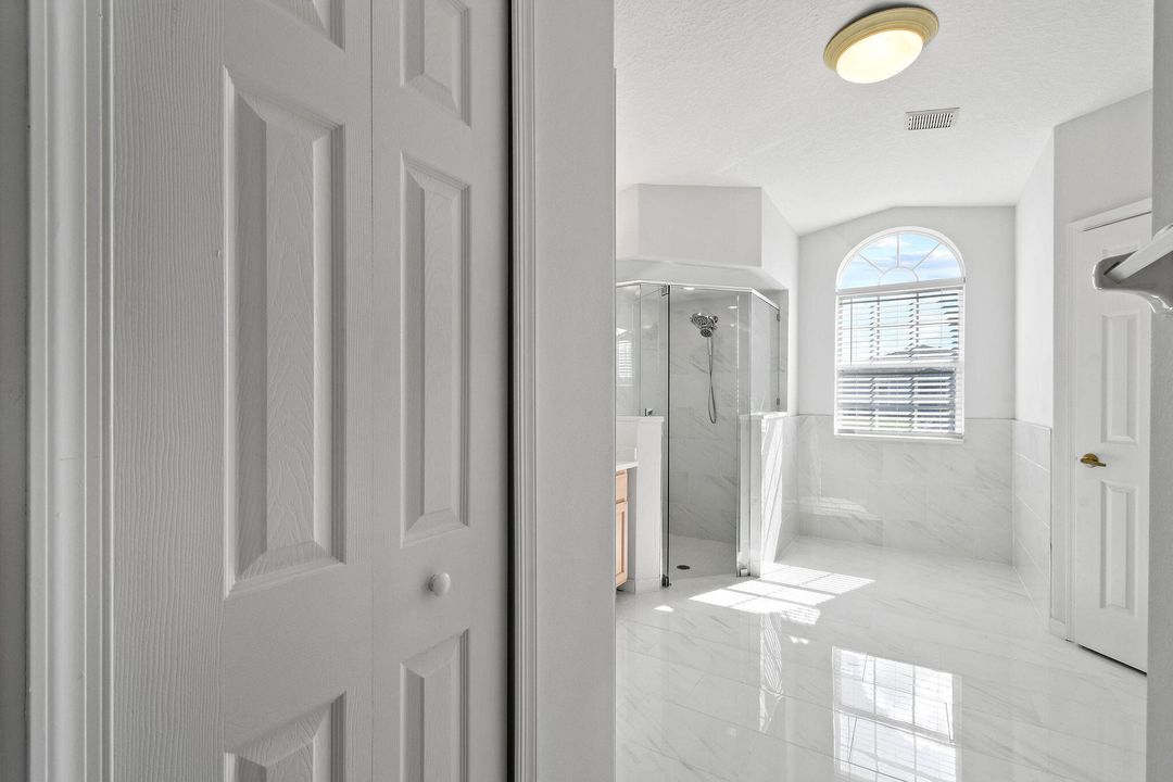 待售: $449,900 (3 贝兹, 2 浴室, 2053 平方英尺)