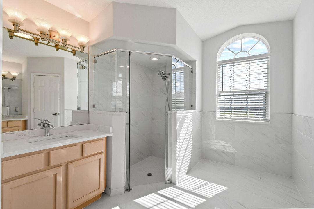 待售: $449,900 (3 贝兹, 2 浴室, 2053 平方英尺)