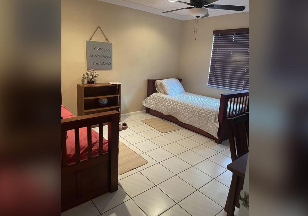 For Rent: $2,600 (2 beds, 2 baths, 1216 Square Feet)