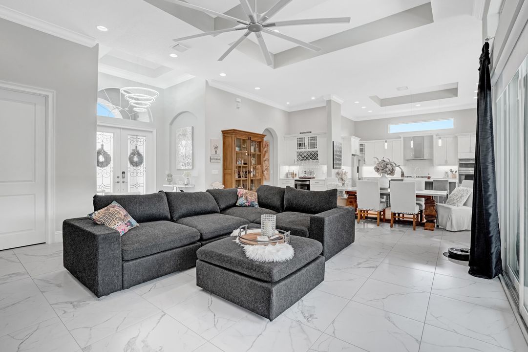 待售: $959,900 (3 贝兹, 3 浴室, 2698 平方英尺)