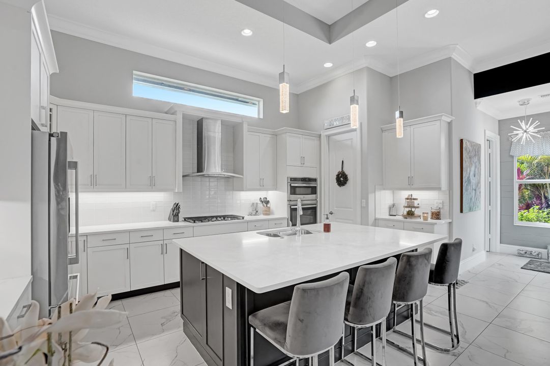 待售: $959,900 (3 贝兹, 3 浴室, 2698 平方英尺)