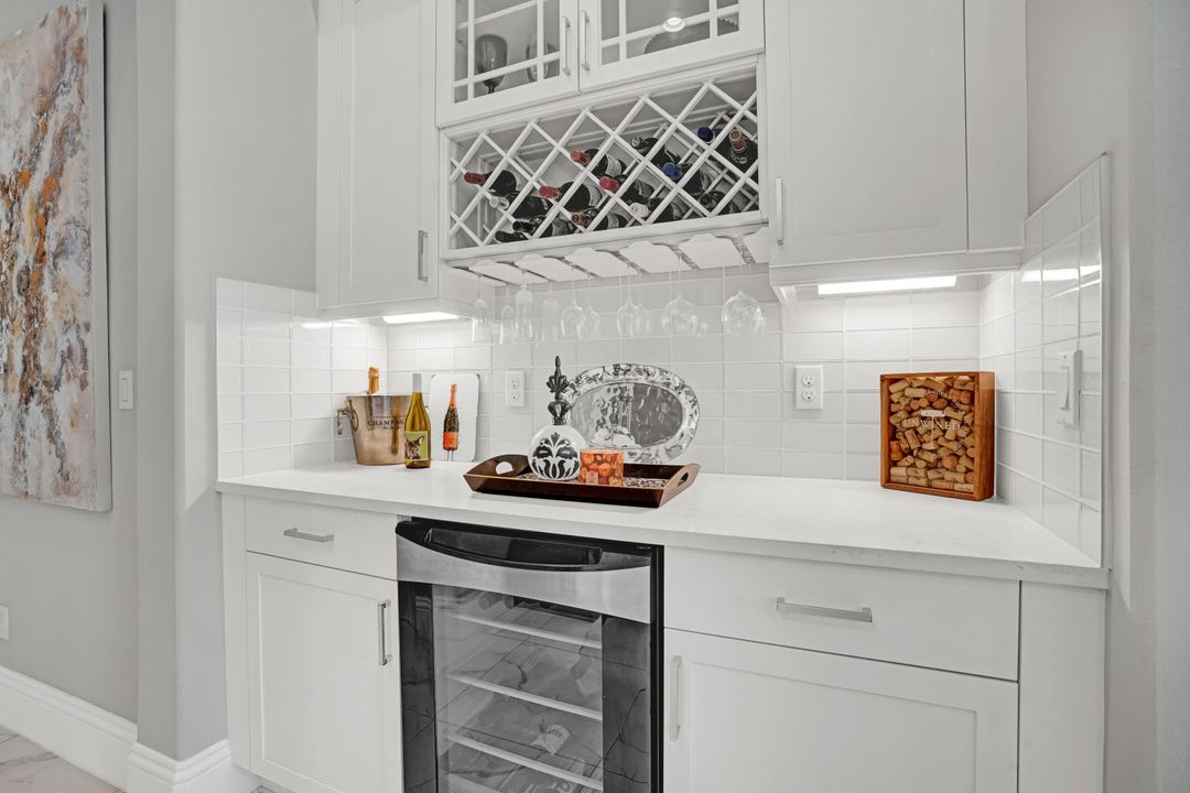 待售: $959,900 (3 贝兹, 3 浴室, 2698 平方英尺)