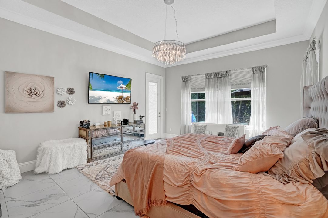 待售: $959,900 (3 贝兹, 3 浴室, 2698 平方英尺)