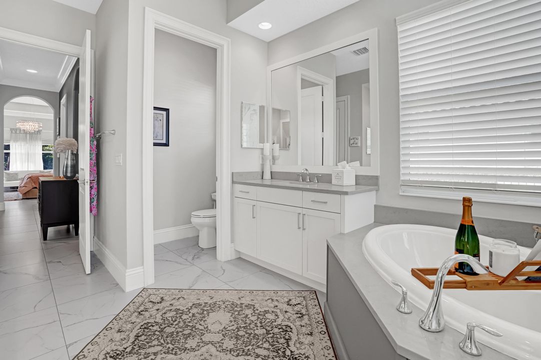 待售: $959,900 (3 贝兹, 3 浴室, 2698 平方英尺)