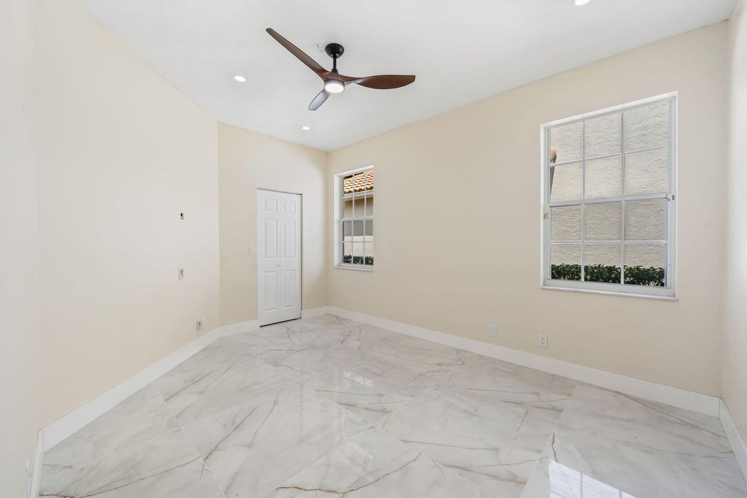 For Sale: $550,000 (3 beds, 2 baths, 1779 Square Feet)