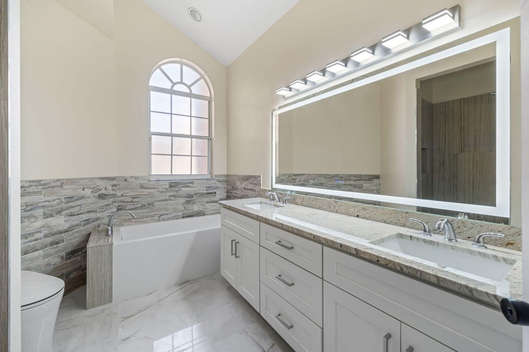 For Sale: $550,000 (3 beds, 2 baths, 1779 Square Feet)