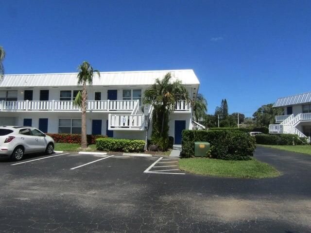 For Rent: $1,450 (1 beds, 1 baths, 619 Square Feet)