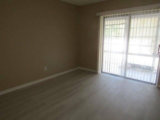 For Rent: $1,450 (1 beds, 1 baths, 619 Square Feet)