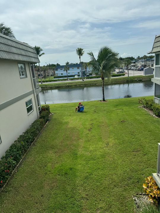 For Rent: $2,000 (2 beds, 2 baths, 880 Square Feet)