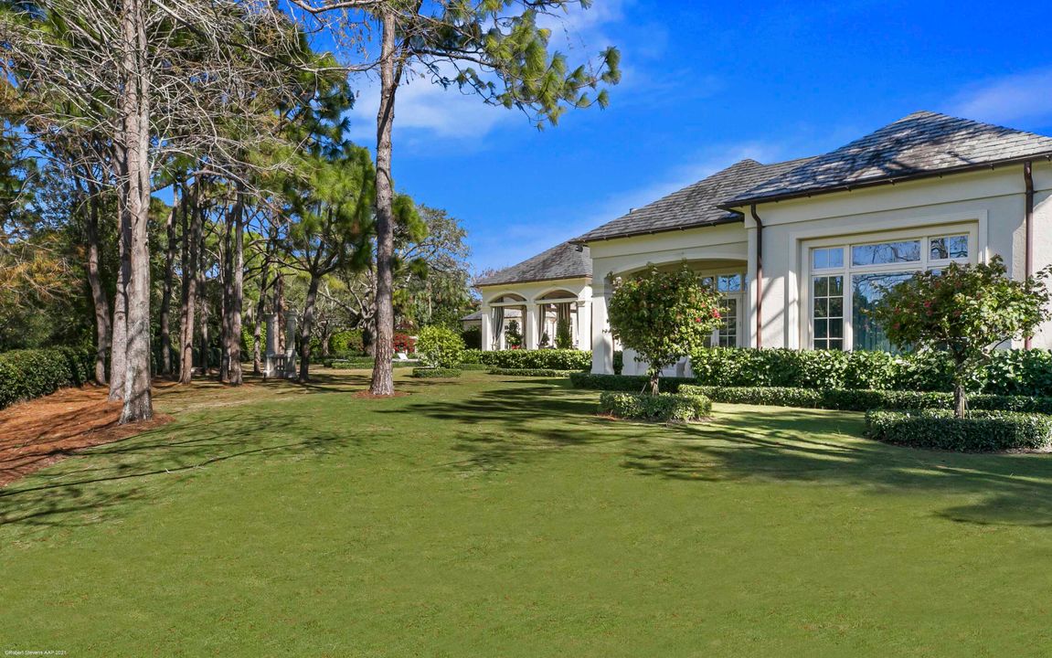 На продажу: $26,500,000 (6 спален, 8 ванн, 10401 Квадратных фут)