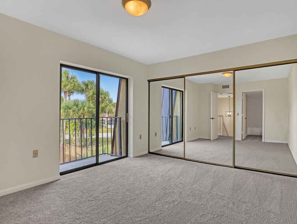 На продажу: $288,000 (2 спален, 2 ванн, 1288 Квадратных фут)