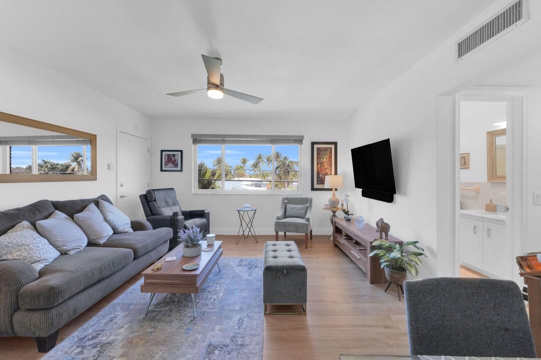 En Renta: $1,600 (2 camas, 1 baños, 840 Pies cuadrados)