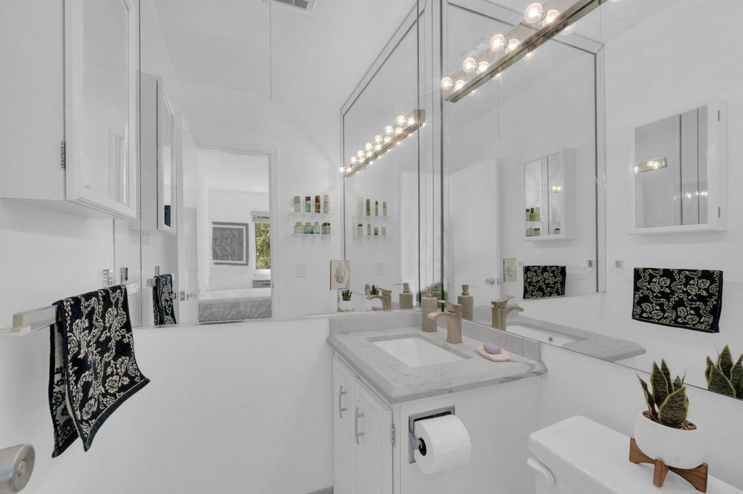 En Renta: $1,600 (2 camas, 1 baños, 840 Pies cuadrados)