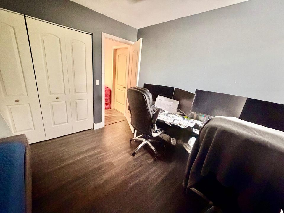 For Sale: $317,500 (3 beds, 2 baths, 1622 Square Feet)