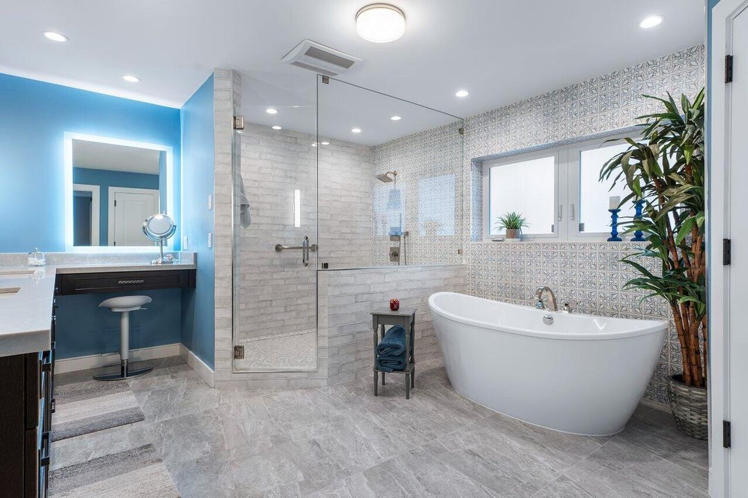 For Sale: $3,895,000 (4 beds, 4 baths, 3078 Square Feet)