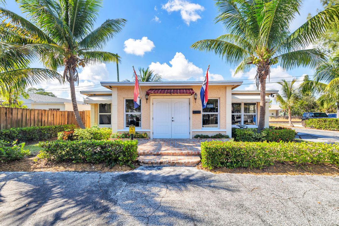 На продажу: $2,495,000 (0 спален, 0 ванн, 1040 Квадратных фут)