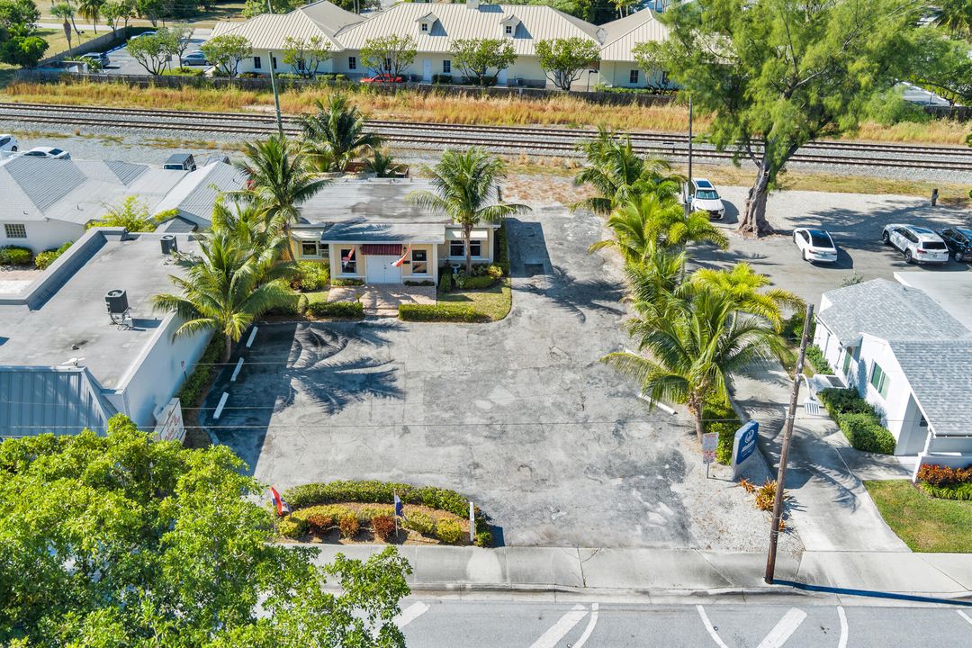 На продажу: $2,495,000 (0 спален, 0 ванн, 1040 Квадратных фут)