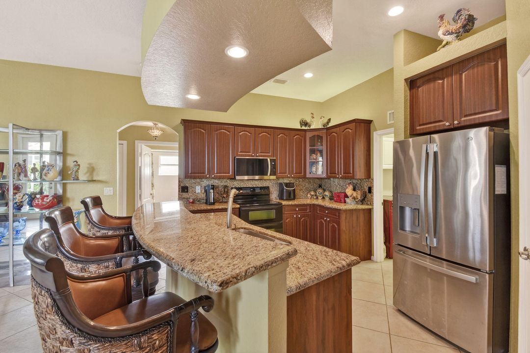 For Sale: $685,000 (3 beds, 2 baths, 2226 Square Feet)