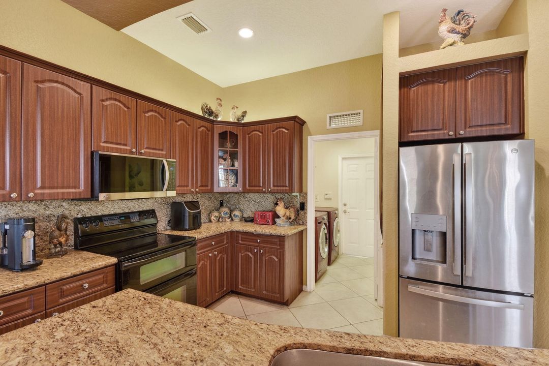 For Sale: $685,000 (3 beds, 2 baths, 2226 Square Feet)