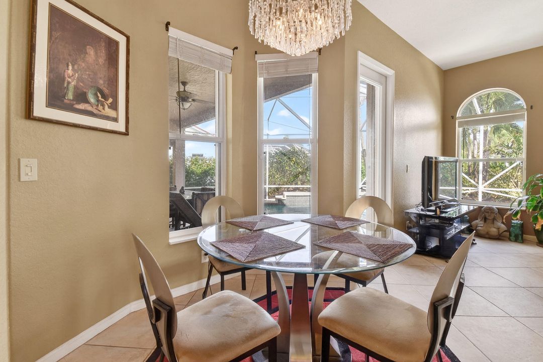 For Sale: $685,000 (3 beds, 2 baths, 2226 Square Feet)