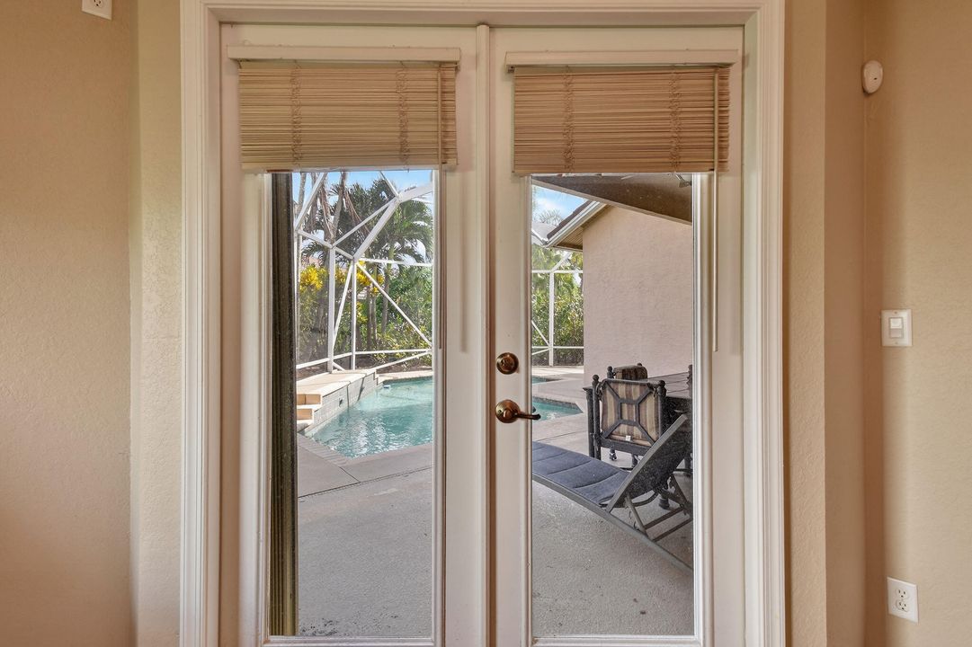 For Sale: $685,000 (3 beds, 2 baths, 2226 Square Feet)