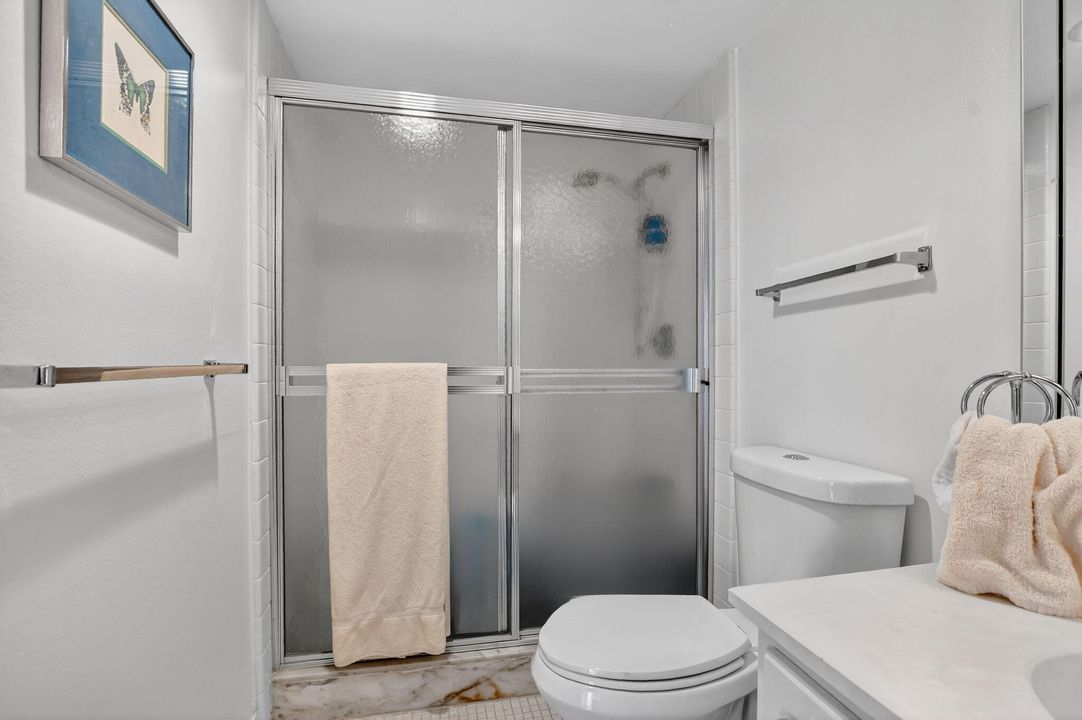 For Rent: $2,750 (2 beds, 2 baths, 1050 Square Feet)