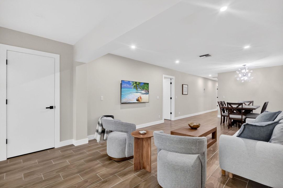 En Venta: $225,000 (2 camas, 2 baños, 1167 Pies cuadrados)