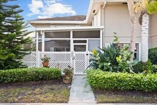 En Venta: $245,000 (2 camas, 2 baños, 1374 Pies cuadrados)