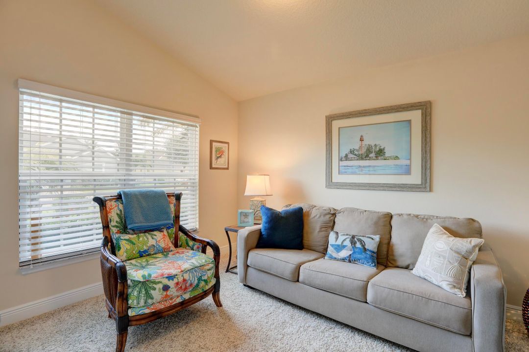 For Sale: $385,000 (3 beds, 2 baths, 1855 Square Feet)